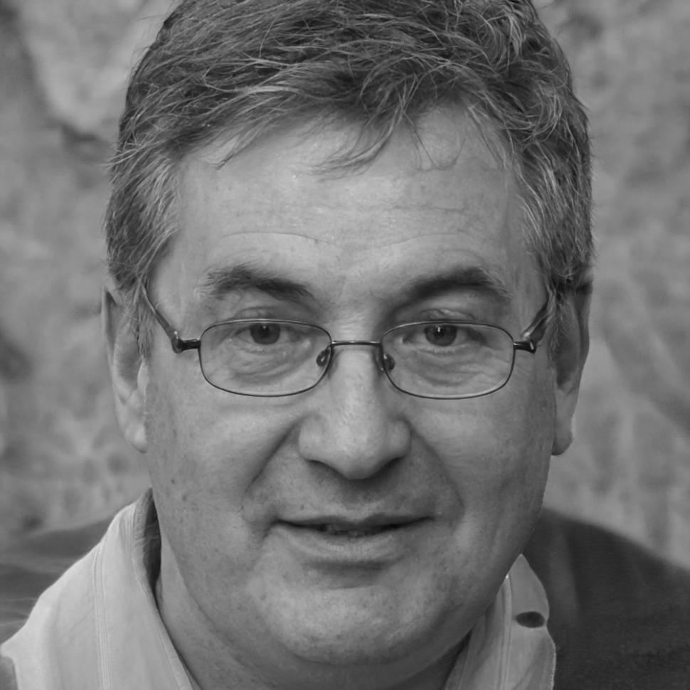 Димитрис Леонтиу — финансовый аналитик